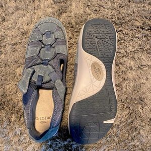 Earth originals